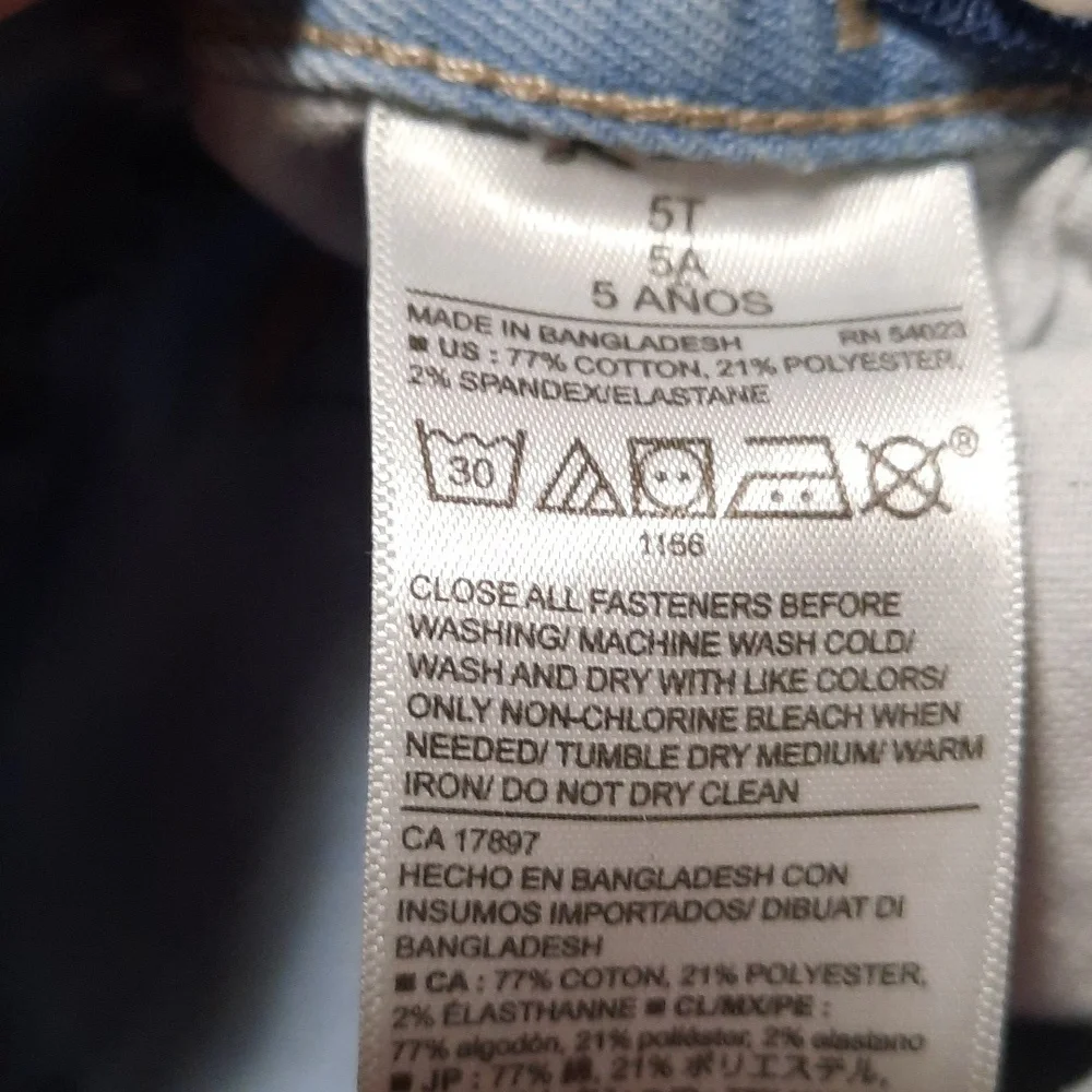 Bundle of Girl's Clothes - Picture 13 of 13